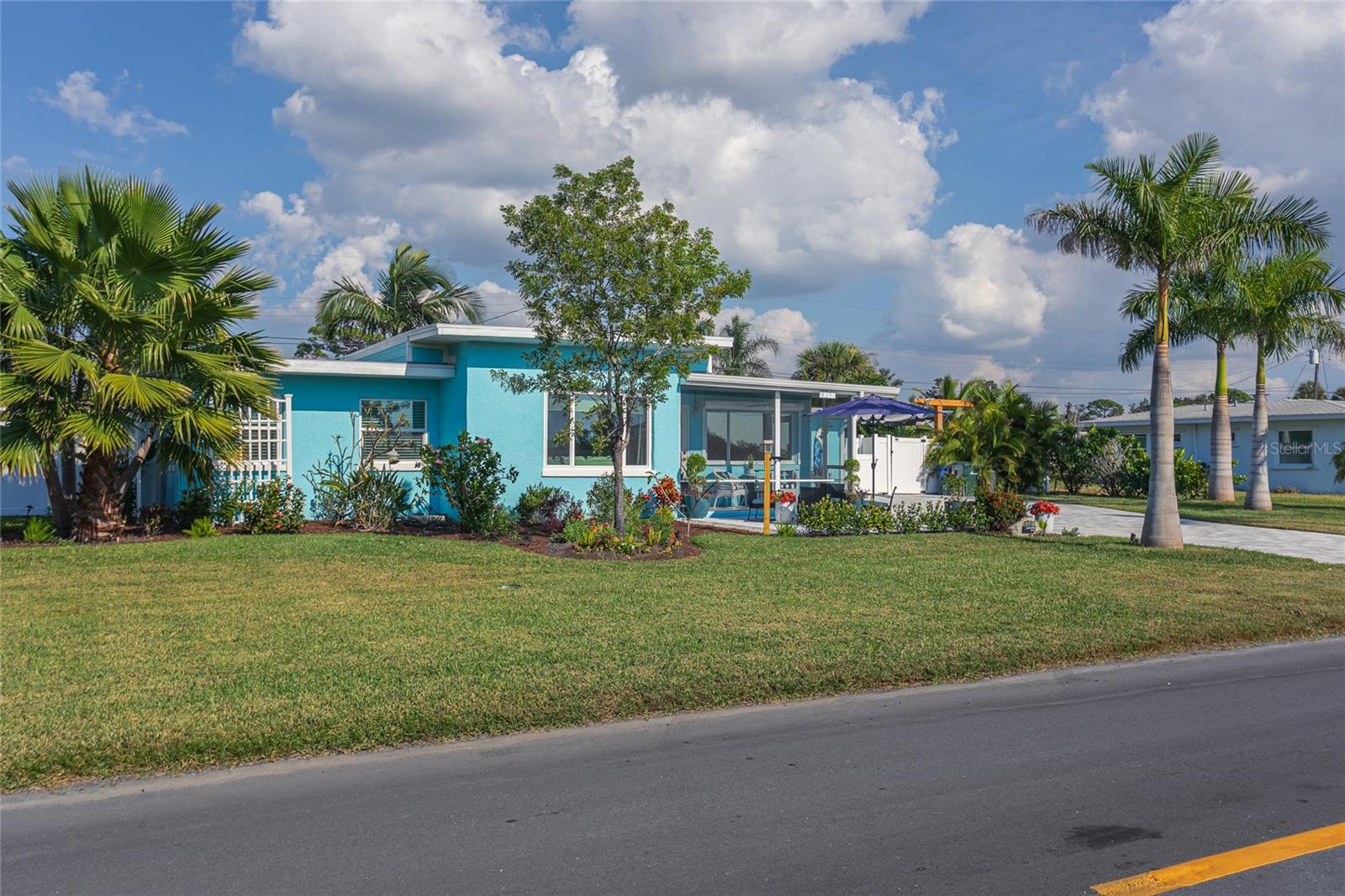 SOUTH VENICE - Residential