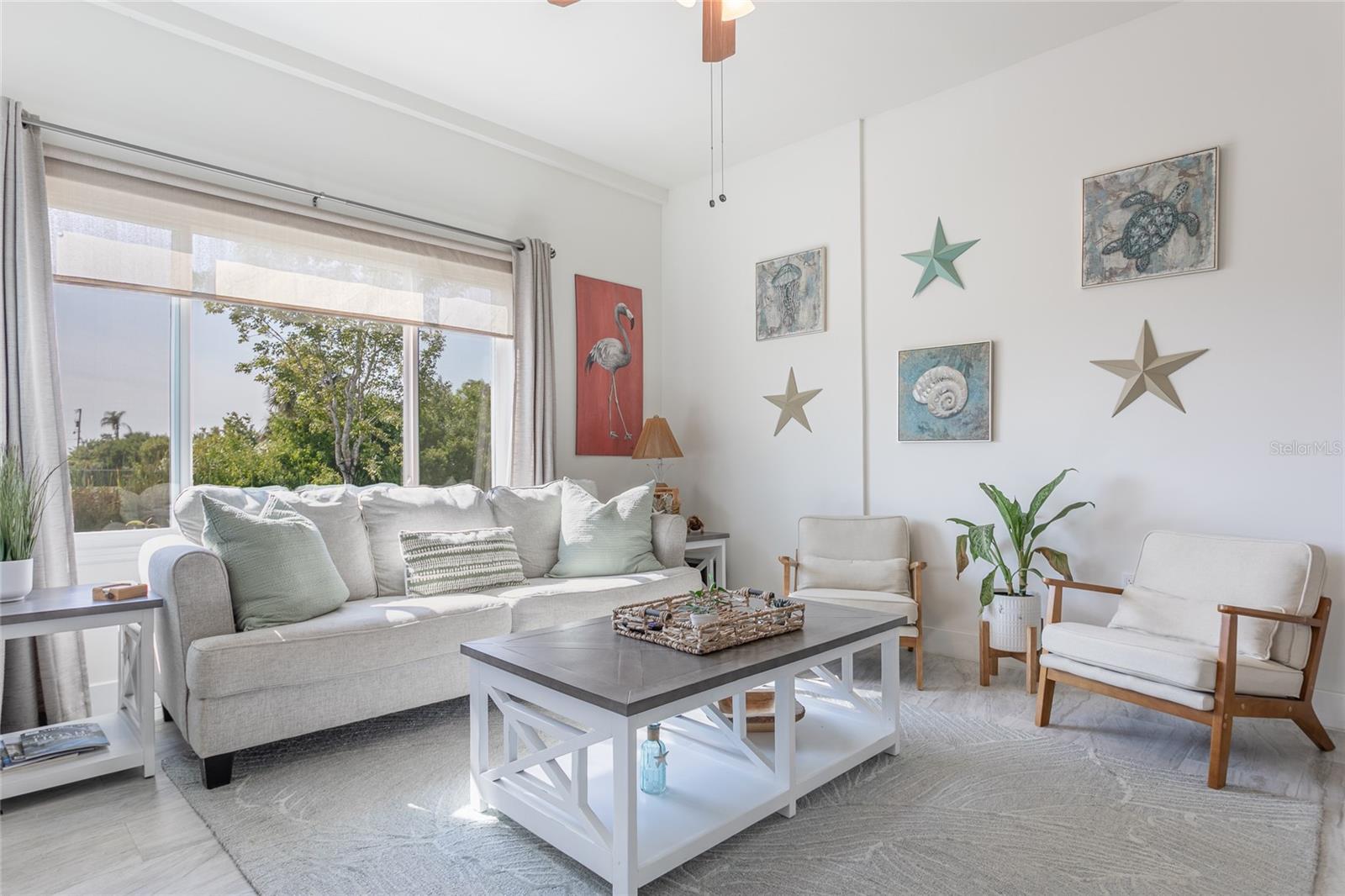 SOUTH VENICE - Residential