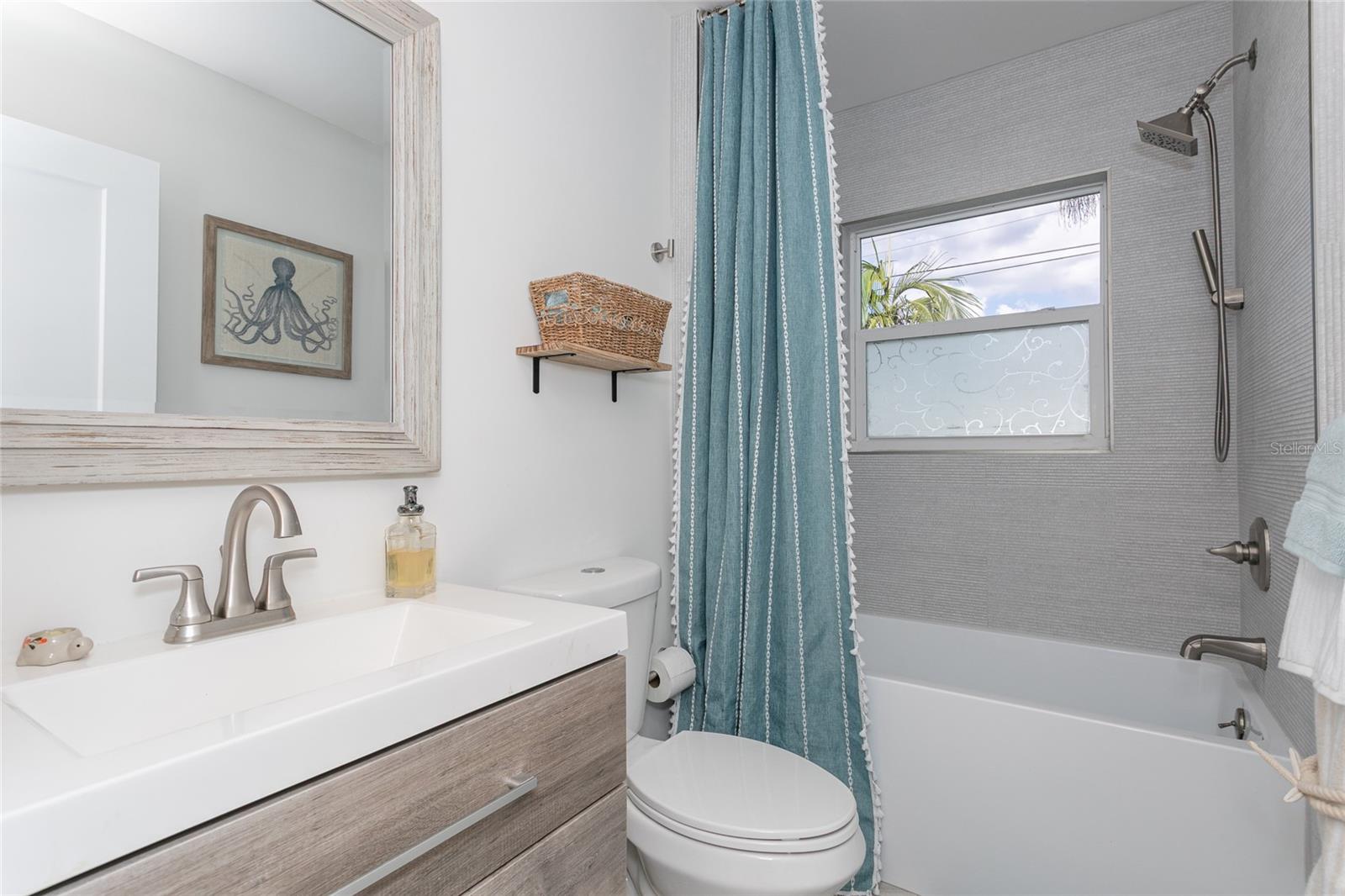 SOUTH VENICE - Residential