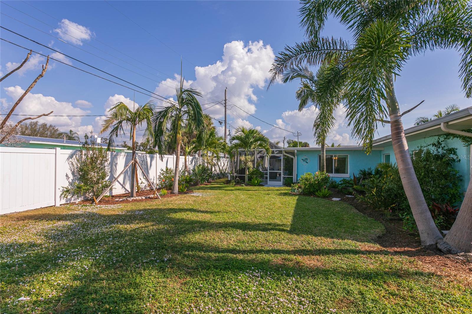 SOUTH VENICE - Residential