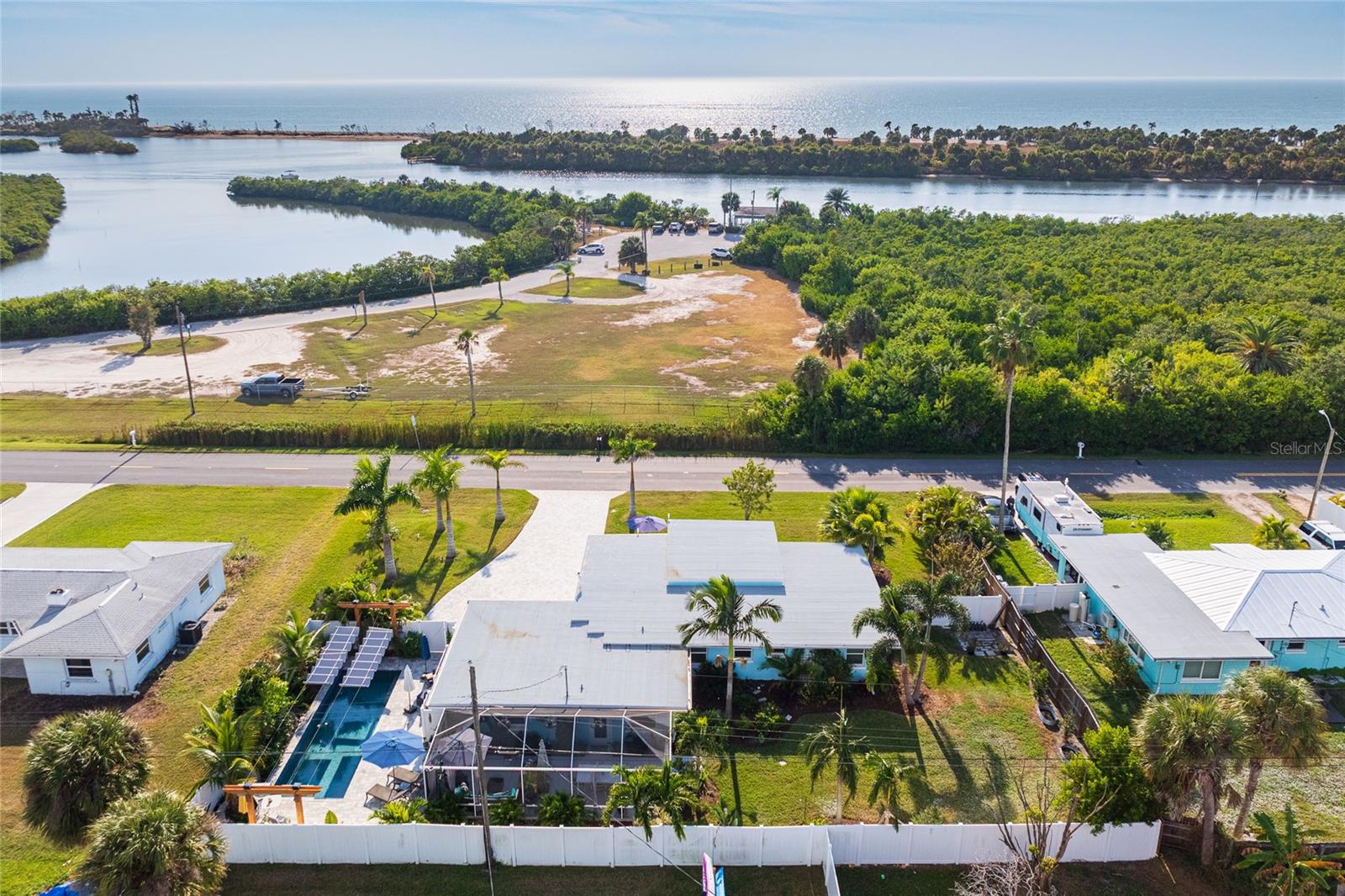 SOUTH VENICE - Residential