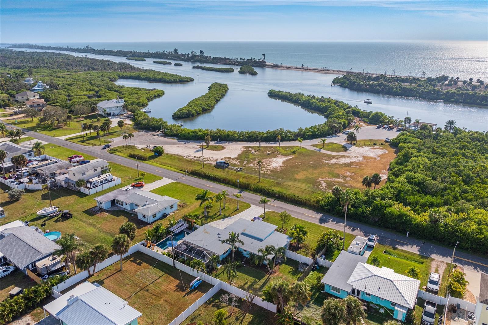 SOUTH VENICE - Residential