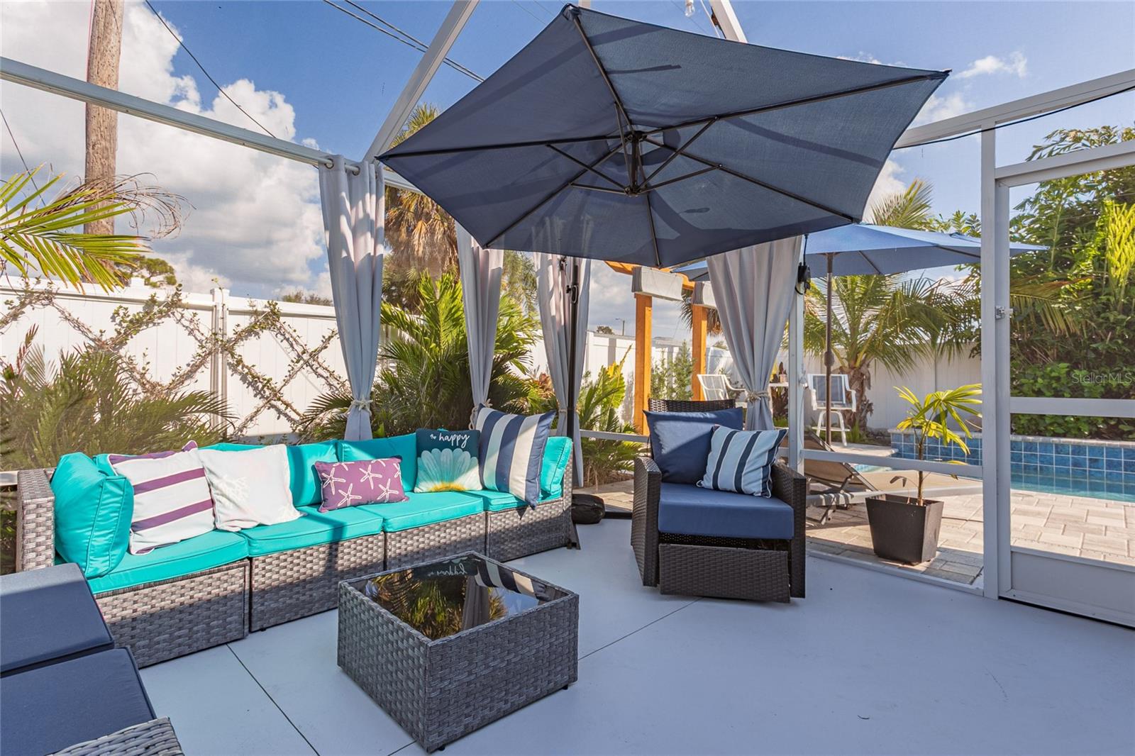 SOUTH VENICE - Residential