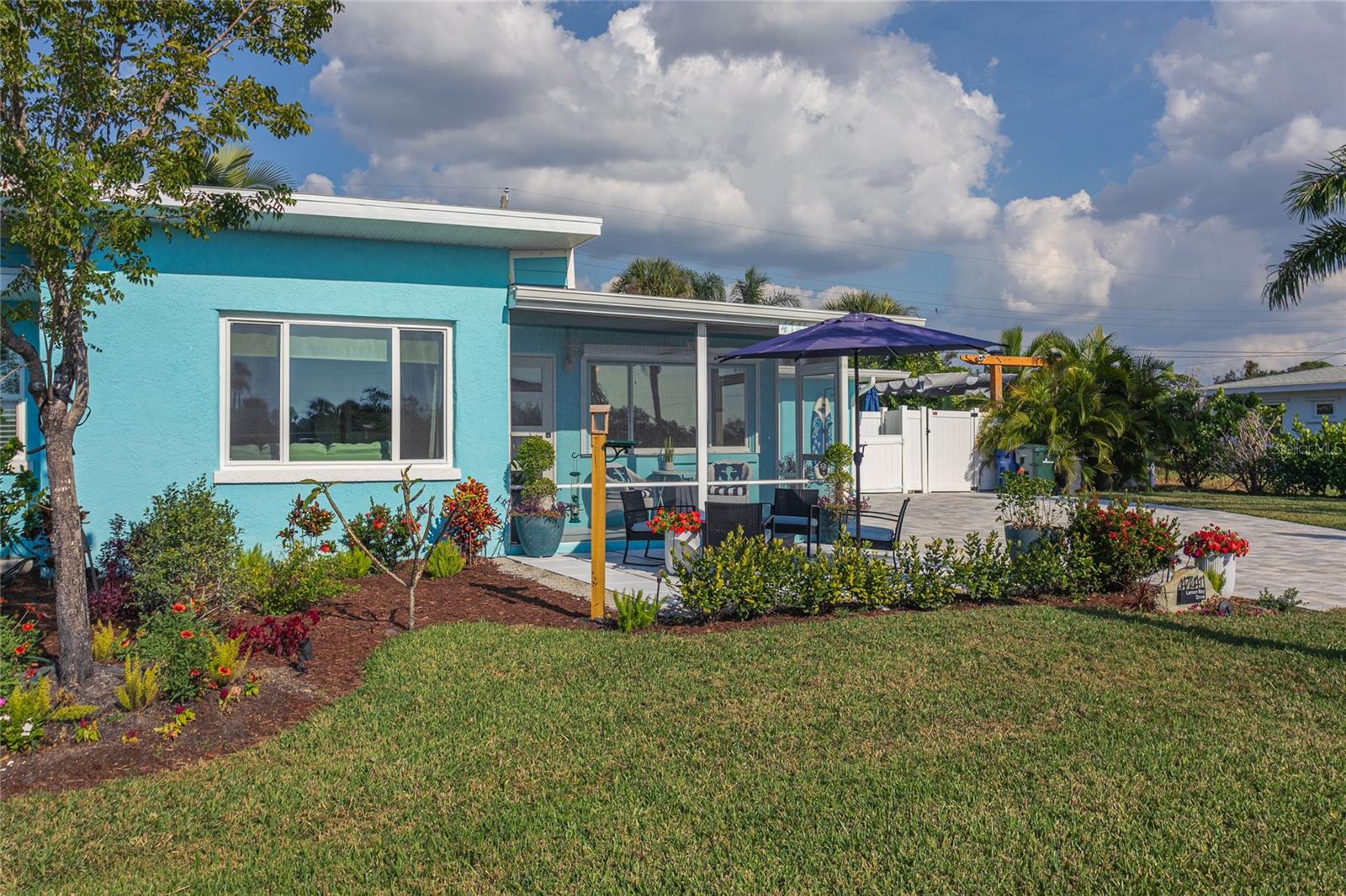 SOUTH VENICE - Residential