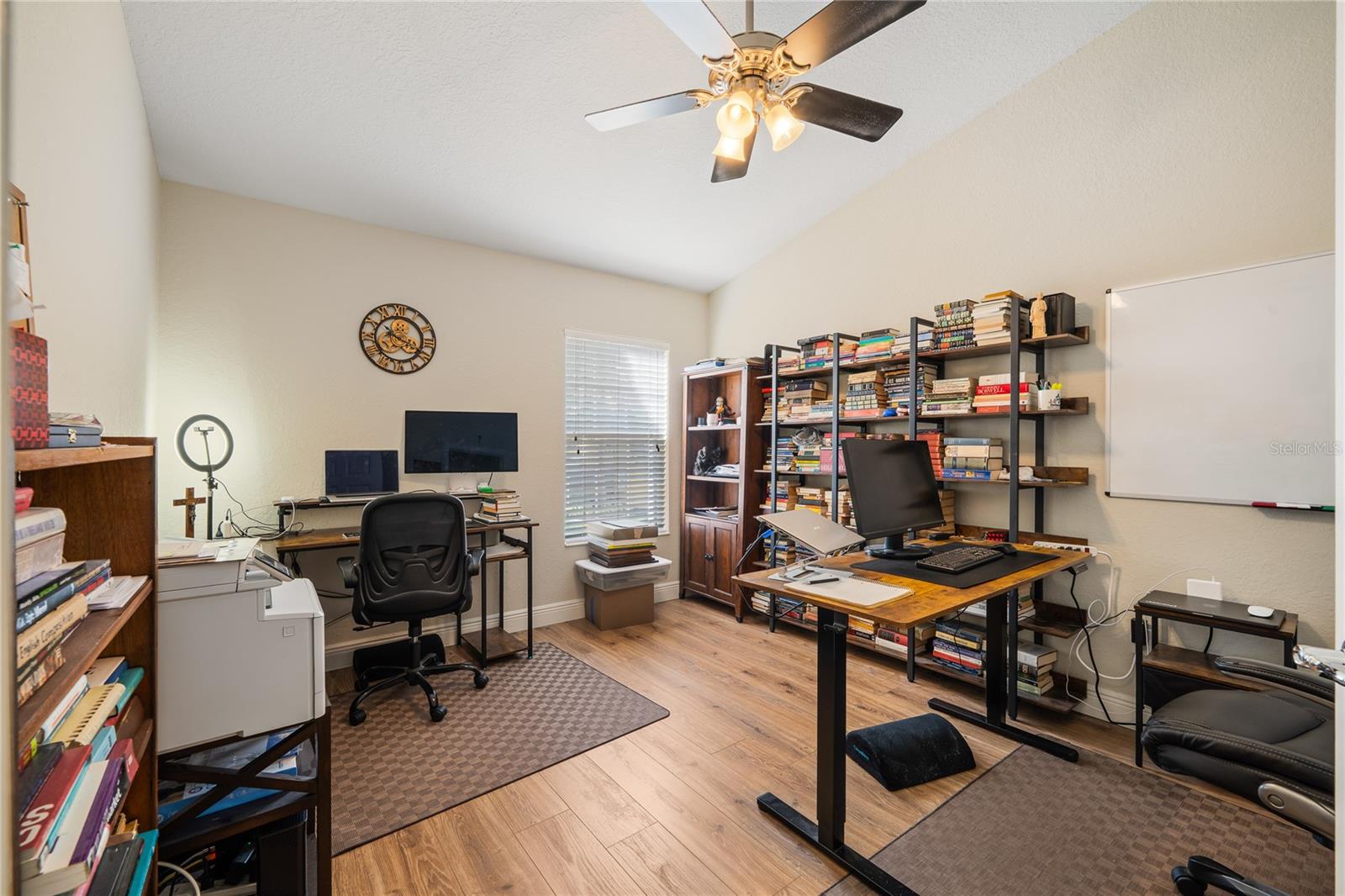 REGENCY OAKS UNIT THREE - Residential