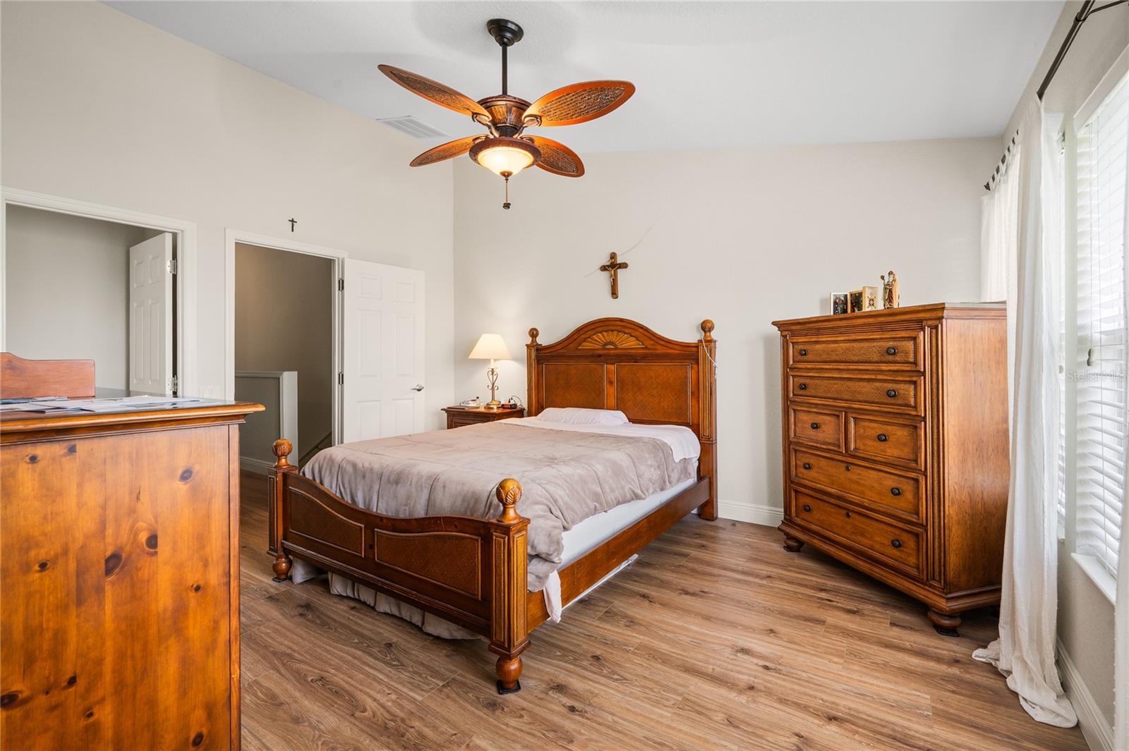 REGENCY OAKS UNIT THREE - Residential