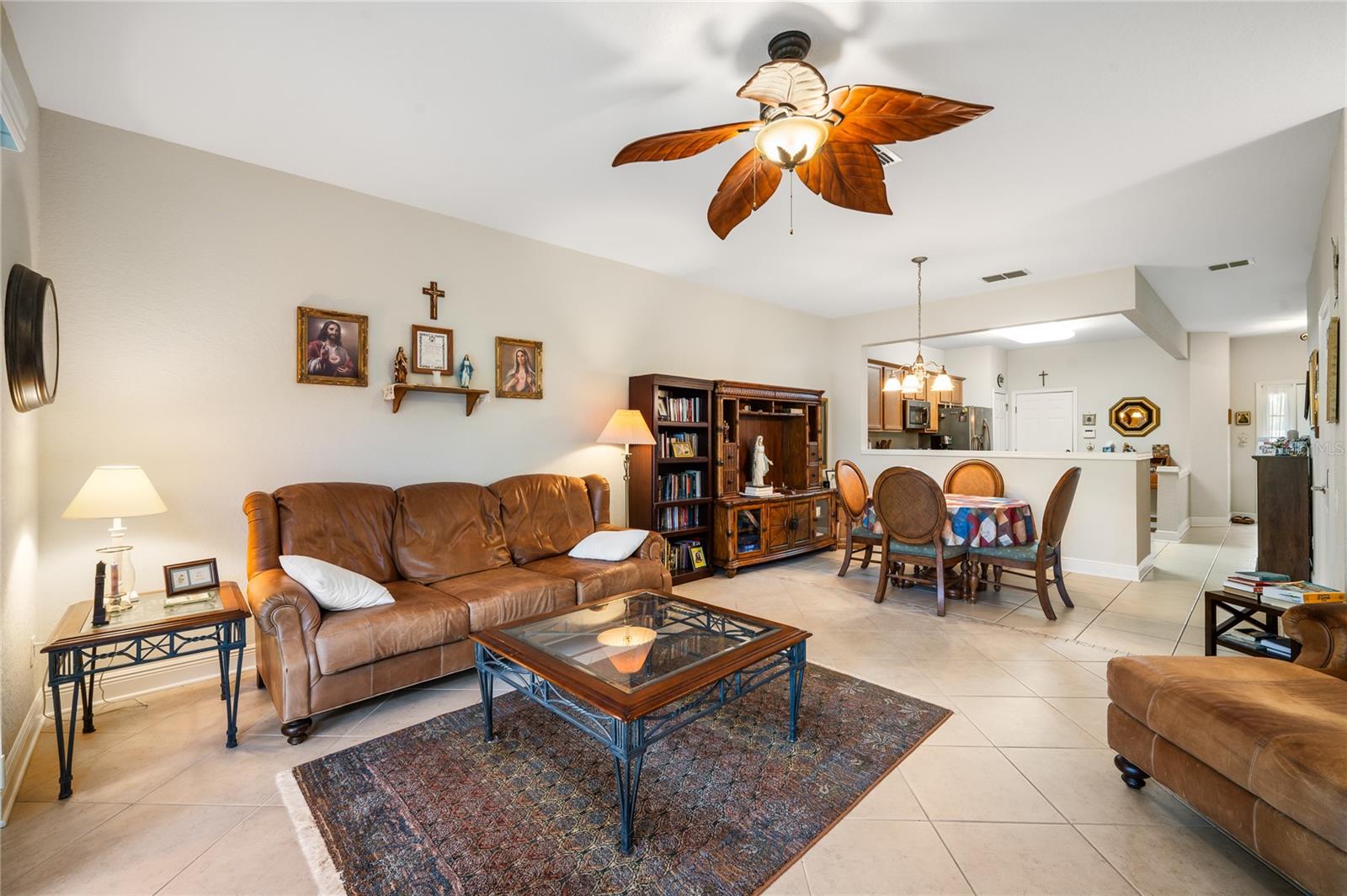 REGENCY OAKS UNIT THREE - Residential