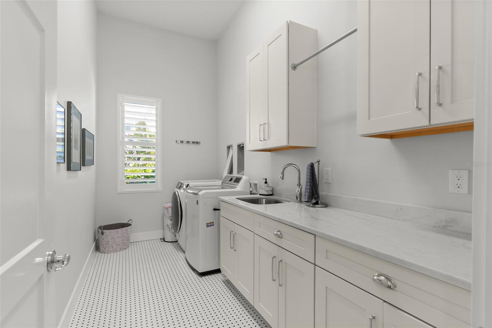 MIRABAY PH 2A-3 - Residential