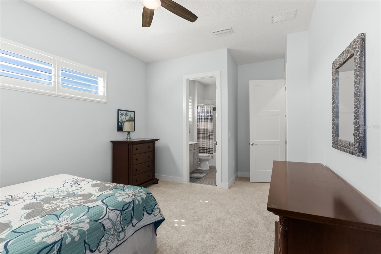 MIRABAY PH 2A-3 - Residential