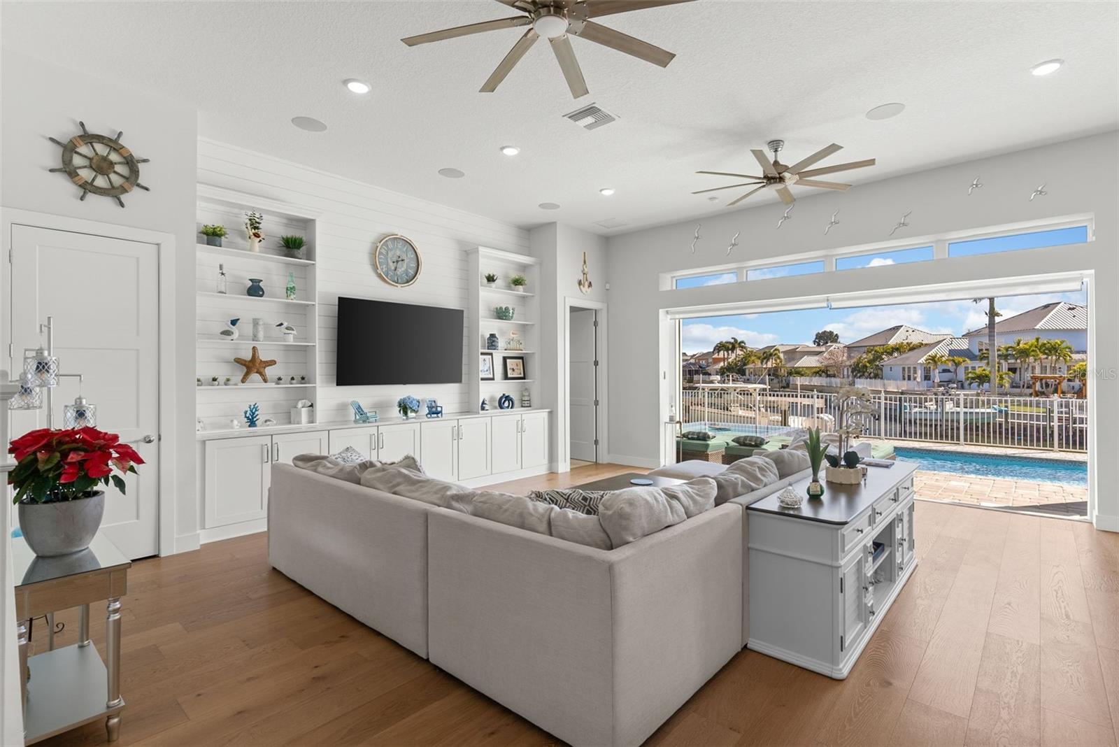 MIRABAY PH 2A-3 - Residential