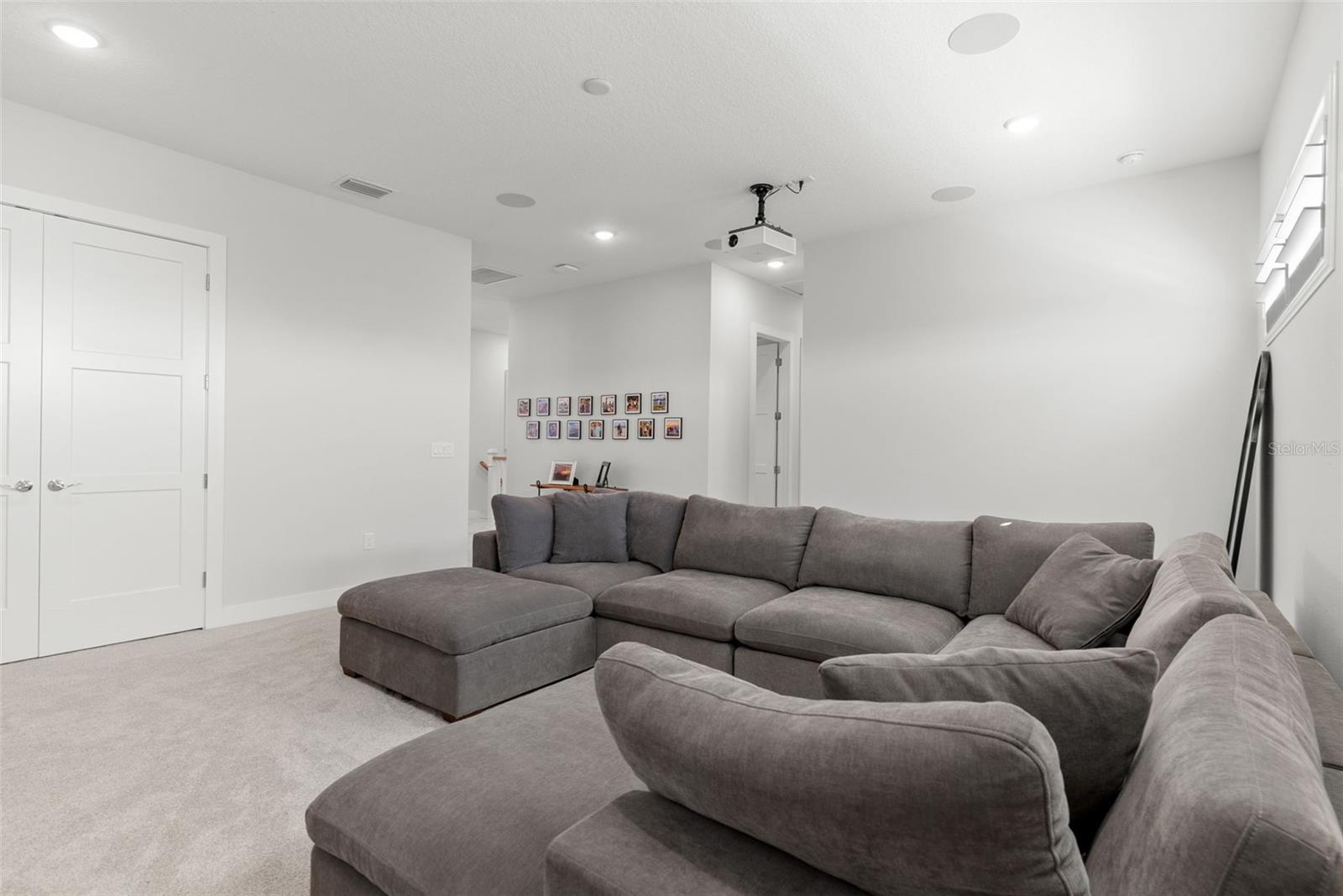 MIRABAY PH 2A-3 - Residential