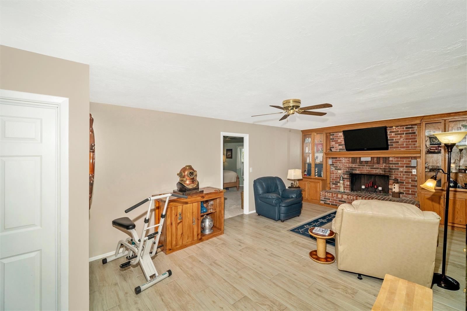 MAGNOLIA MANOR RIVER SEC - Residential