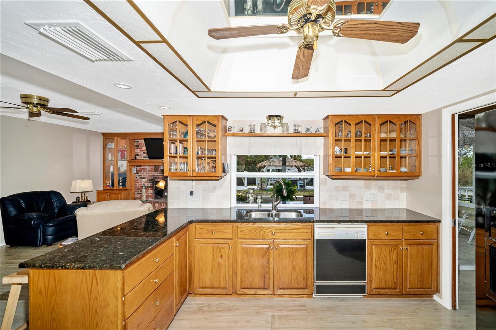 MAGNOLIA MANOR RIVER SEC - Residential