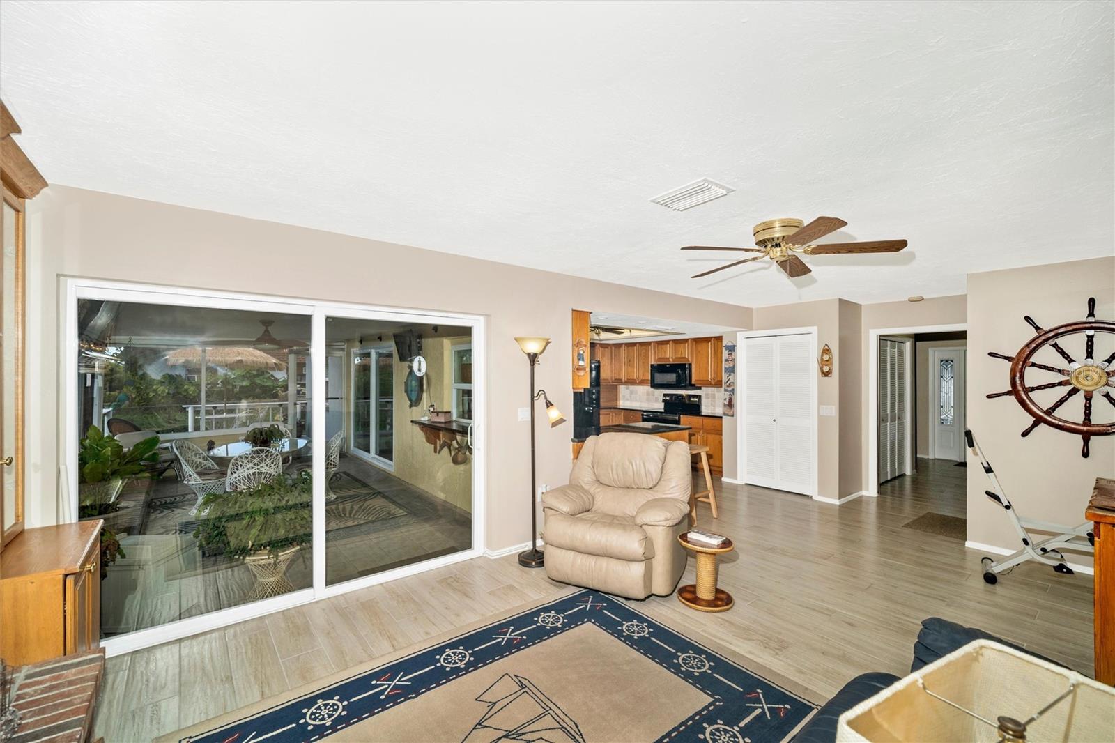 MAGNOLIA MANOR RIVER SEC - Residential