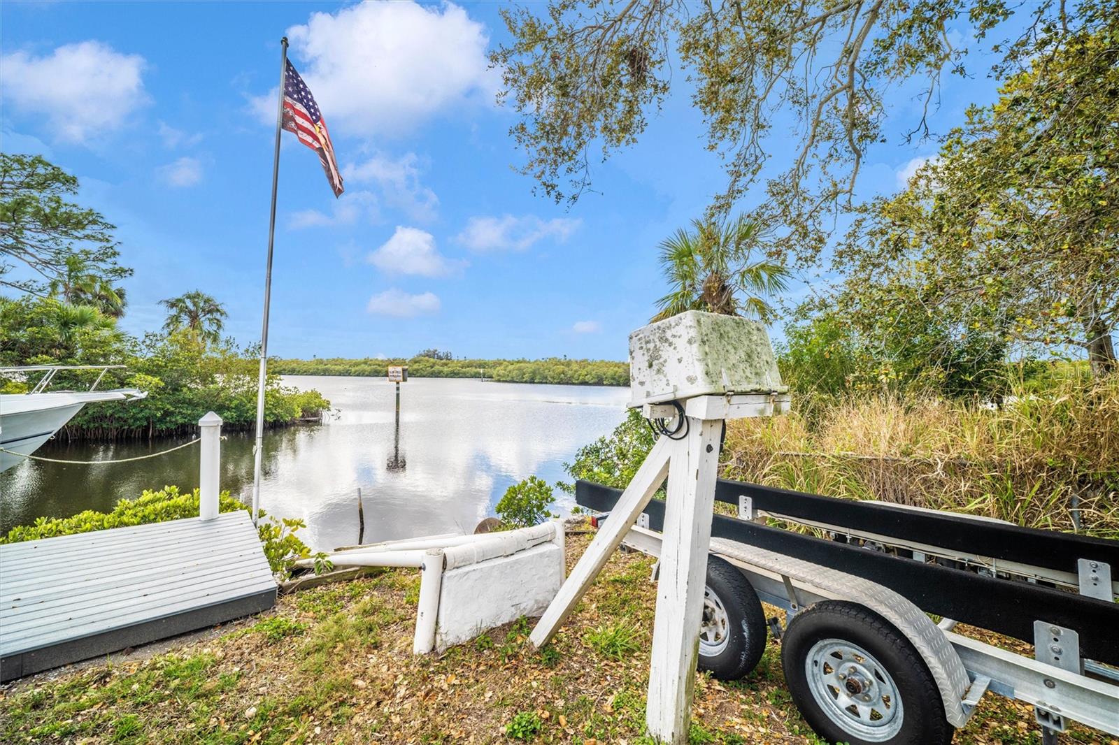 MAGNOLIA MANOR RIVER SEC - Residential