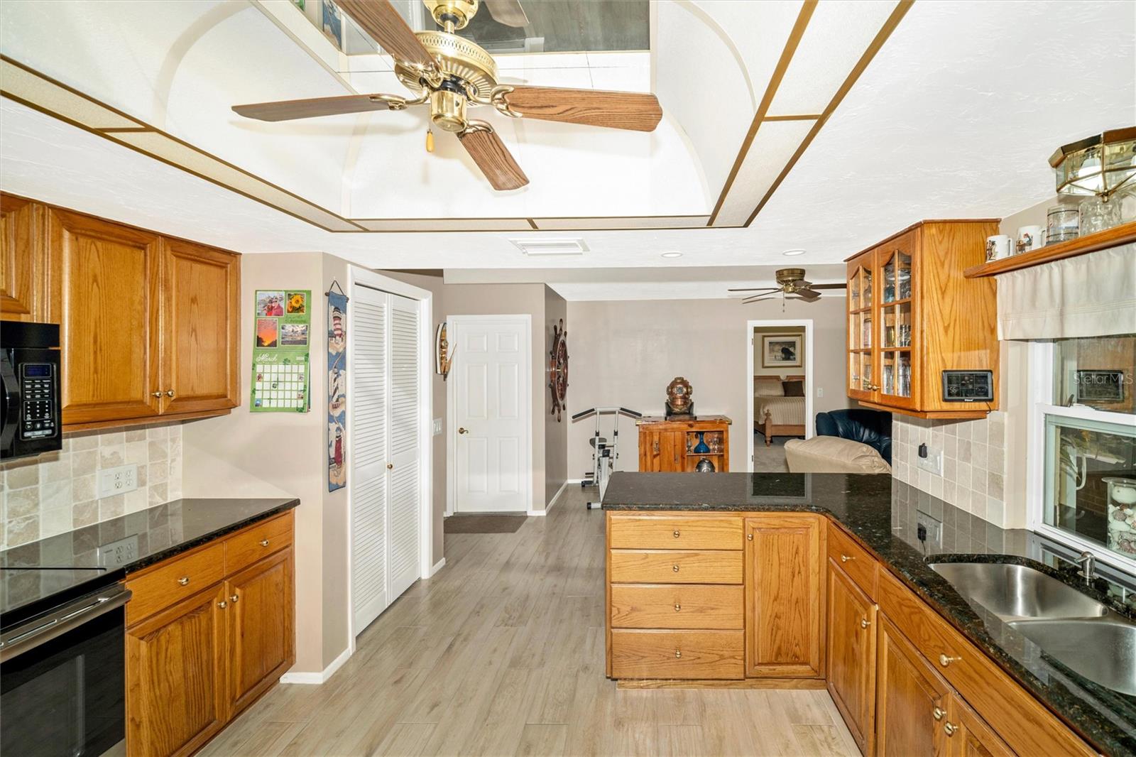 MAGNOLIA MANOR RIVER SEC - Residential