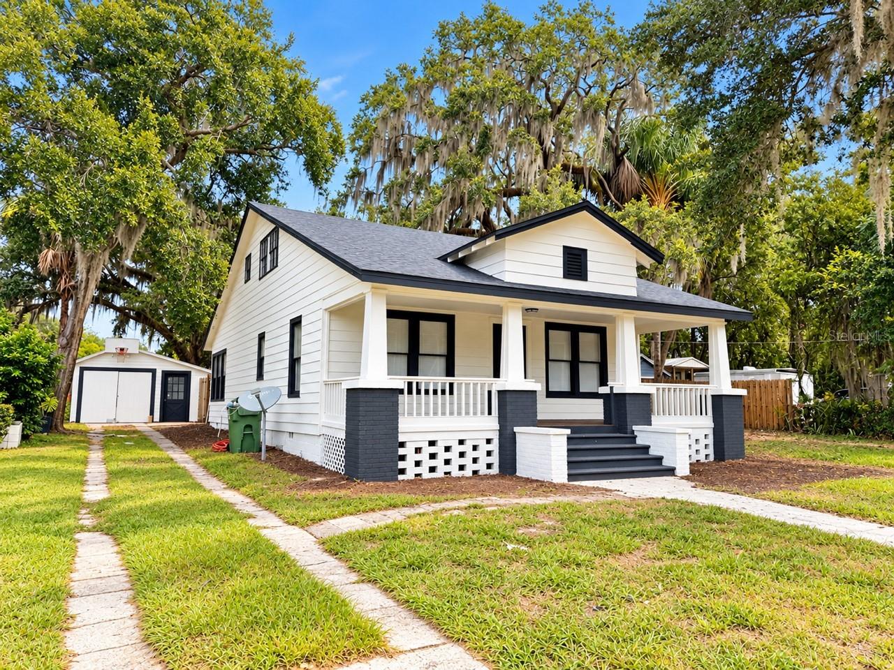 1212 OSCEOLA AVENUE