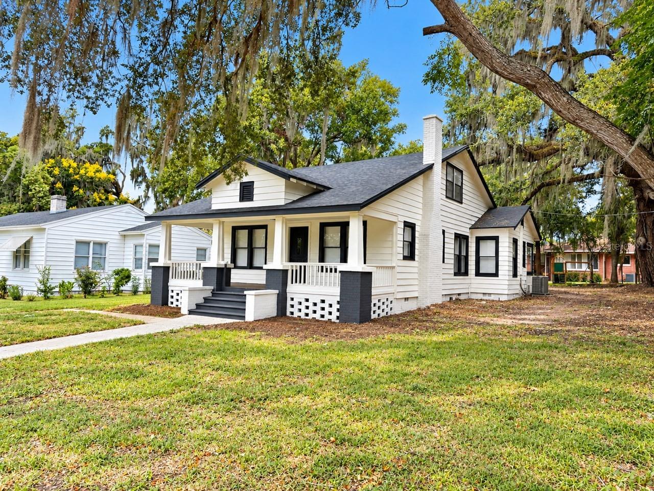 1212 OSCEOLA AVENUE