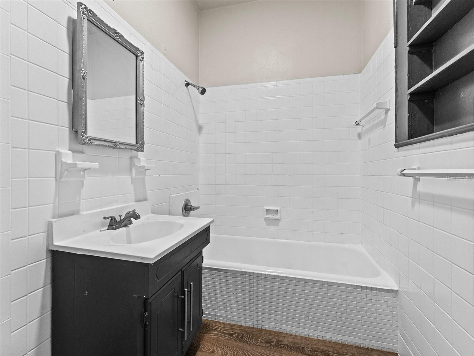 BENJAMINS ADD TO WEST TA - Residential