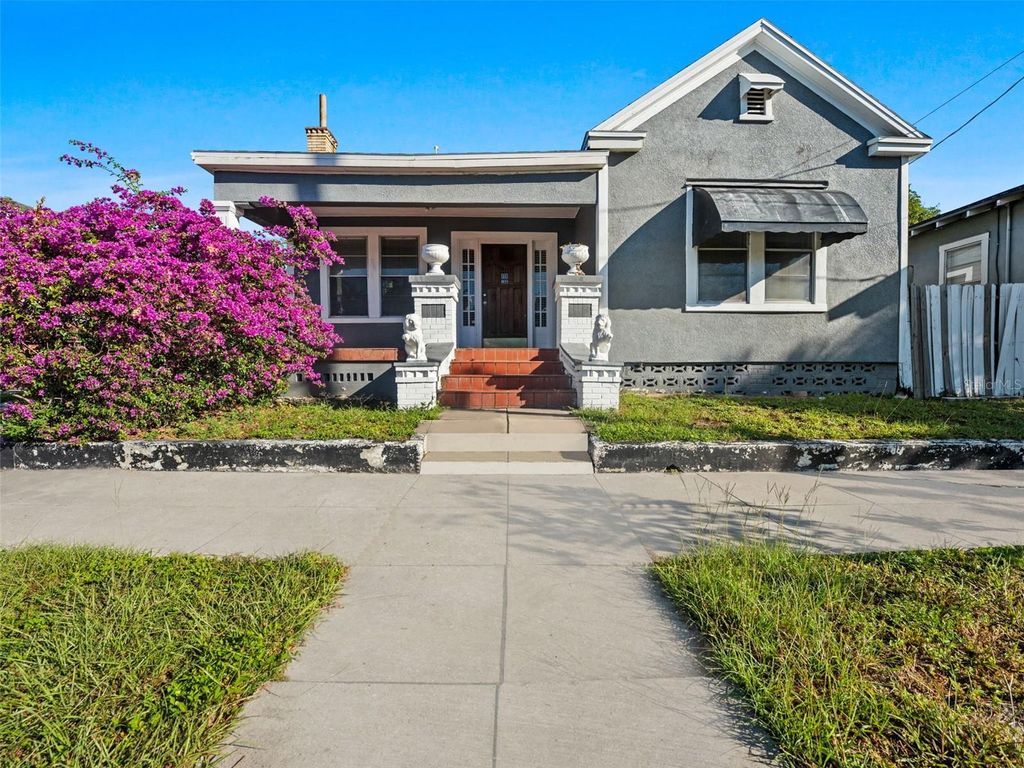 Photo of 2309 W La Salle Street, Tampa, FL 33607 (MLS # TB8440609)