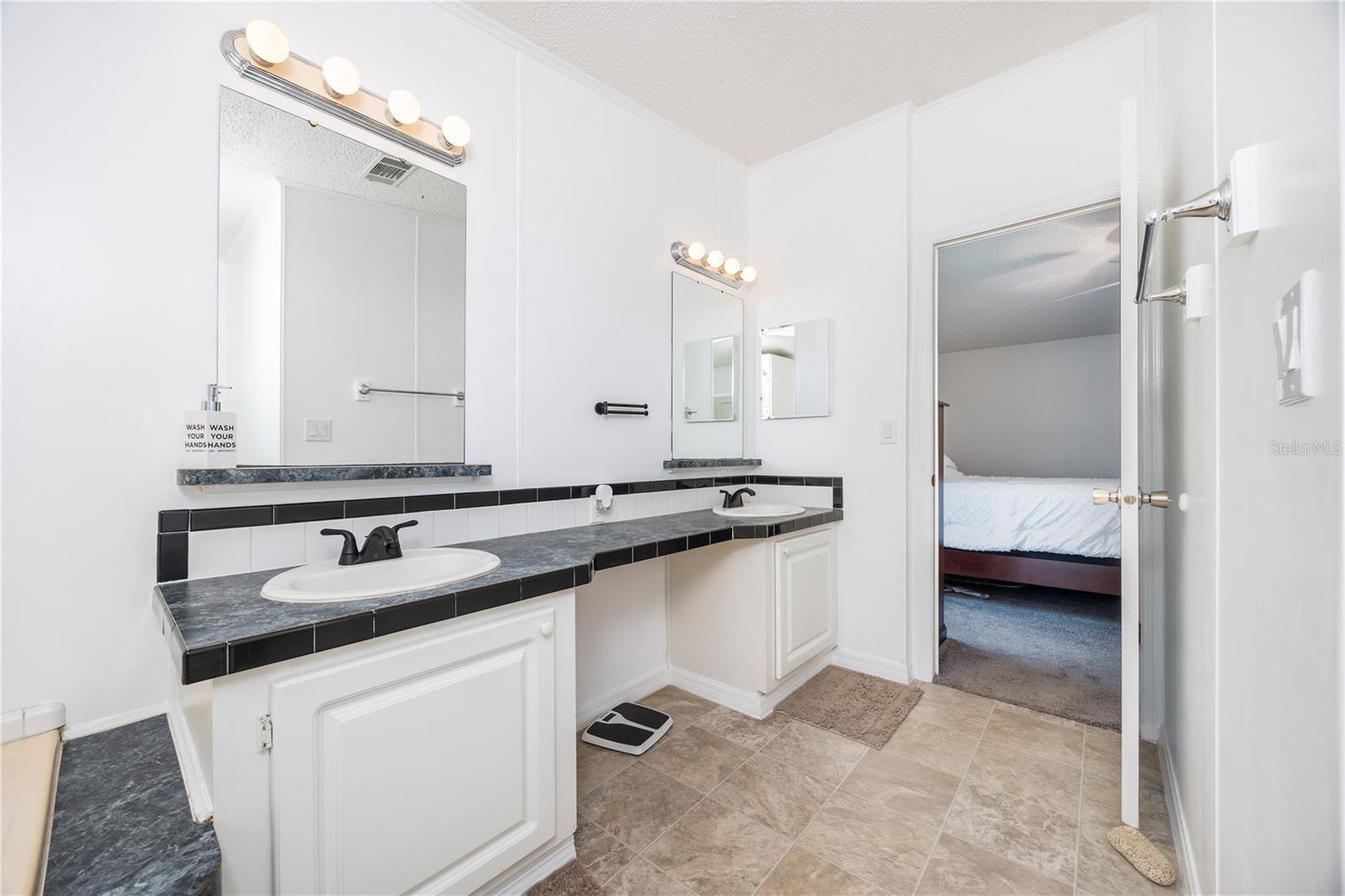 GRAVELY WOODS - Residential