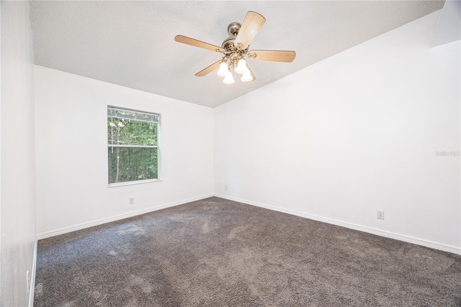 GRAVELY WOODS - Residential