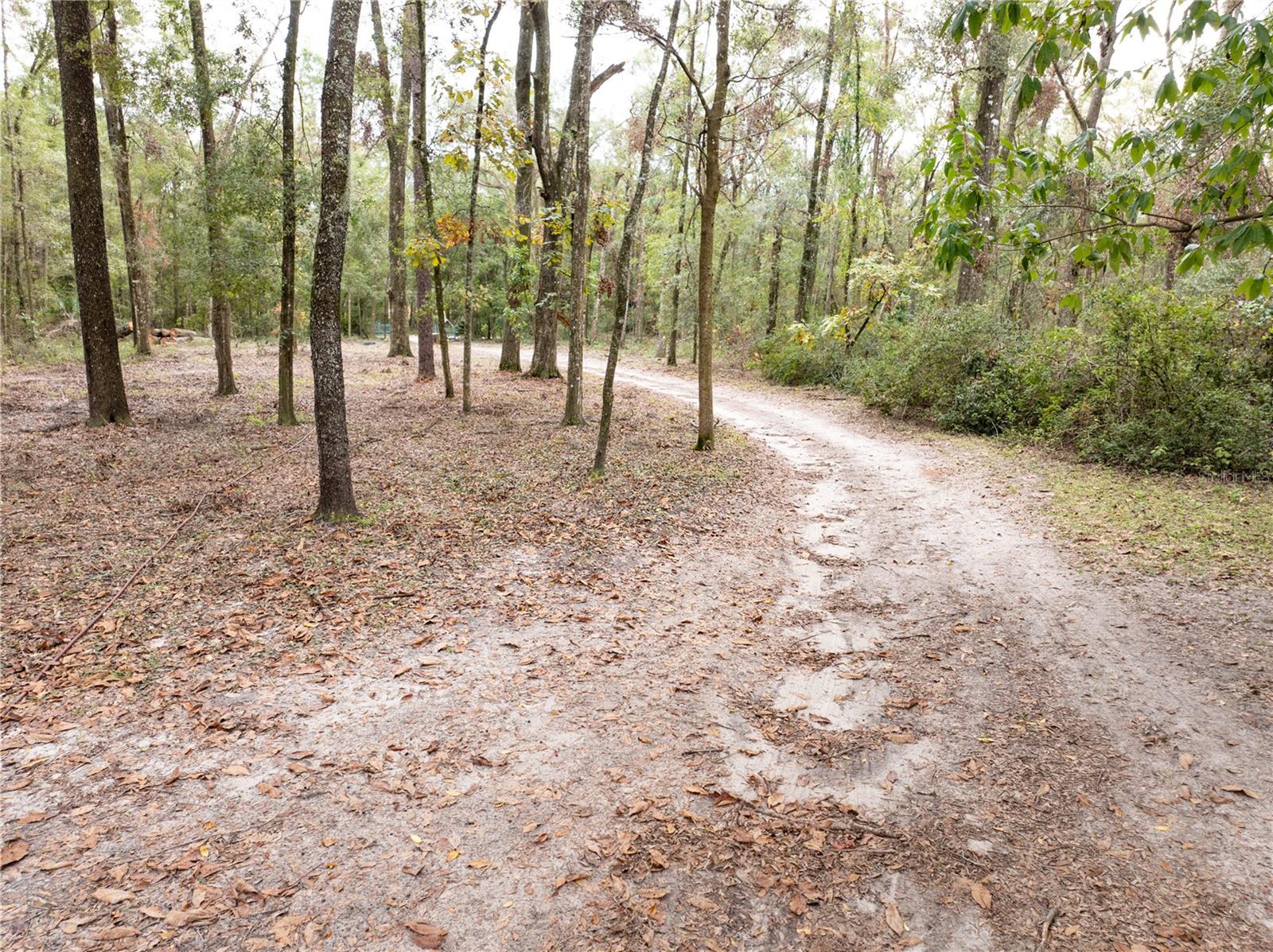 GRAVELY WOODS - Residential