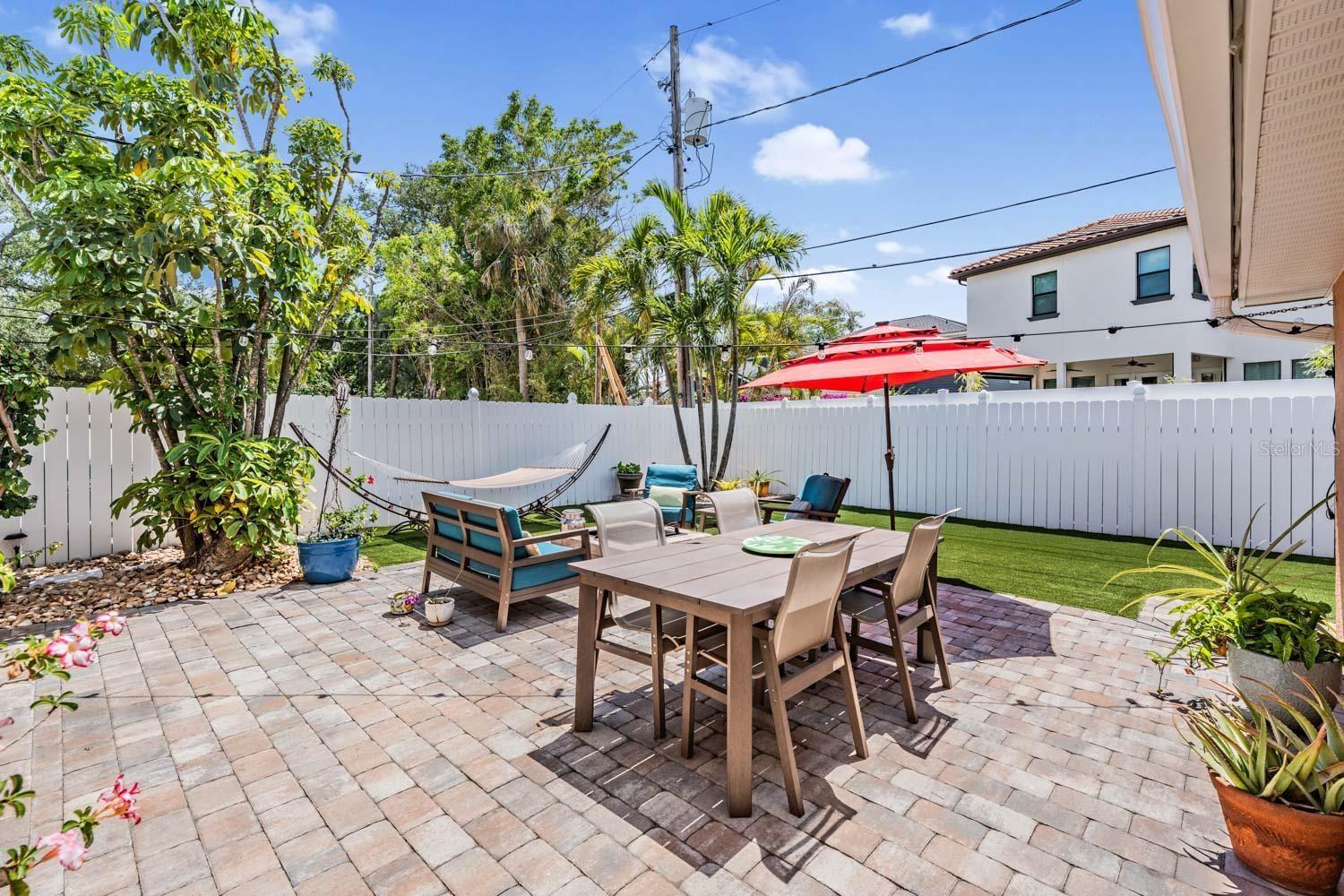 DAVIS ISLANDS PB10 PG52 TO 57 - Residential