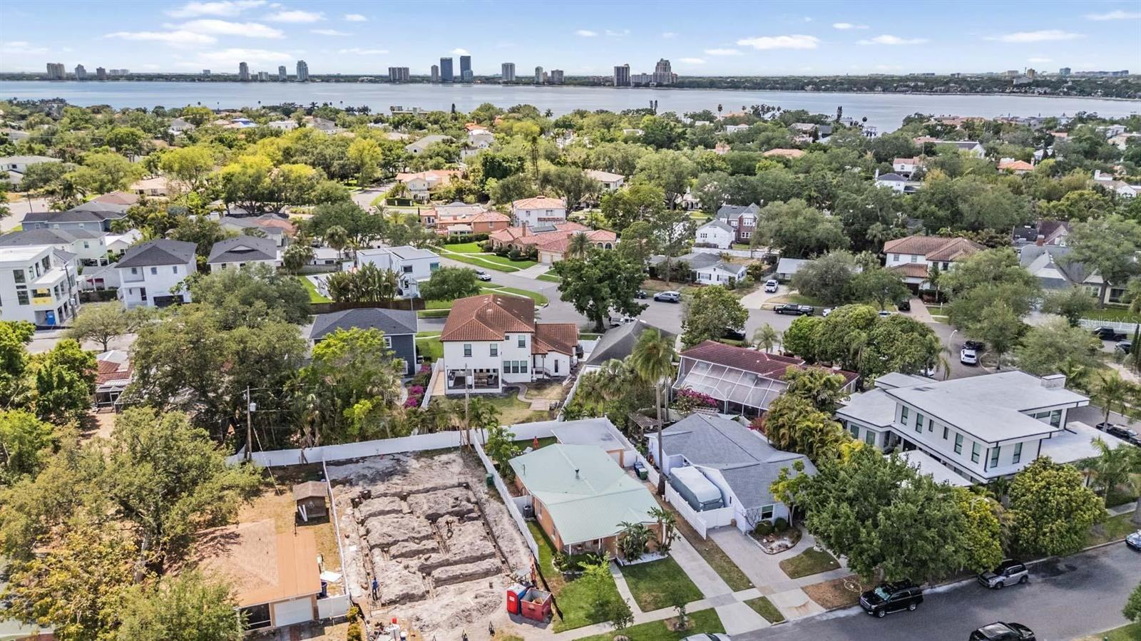 DAVIS ISLANDS PB10 PG52 TO 57 - Residential