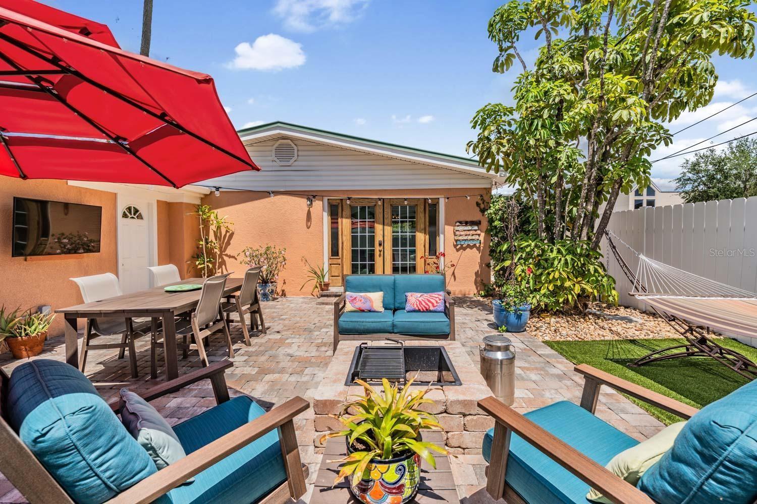 DAVIS ISLANDS PB10 PG52 TO 57 - Residential