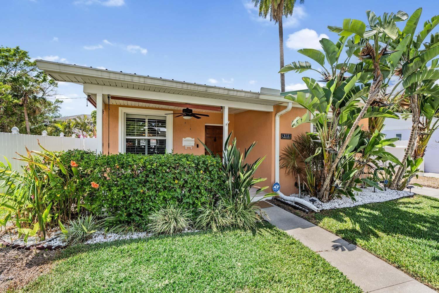 DAVIS ISLANDS PB10 PG52 TO 57 - Residential