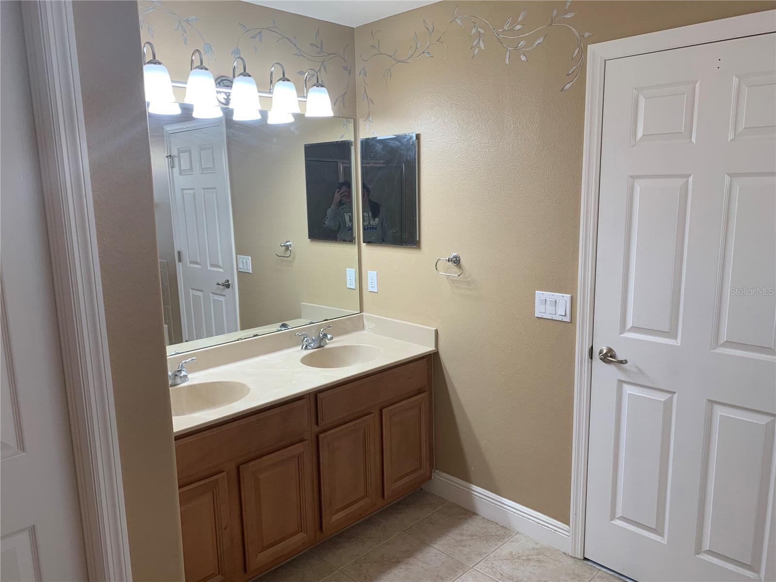 ENCLAVE AT CITRUS PARK - Residential