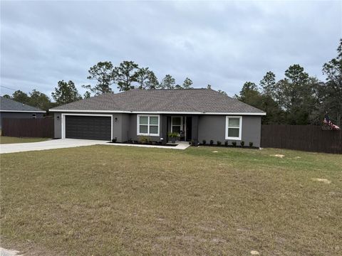 A home in DUNNELLON