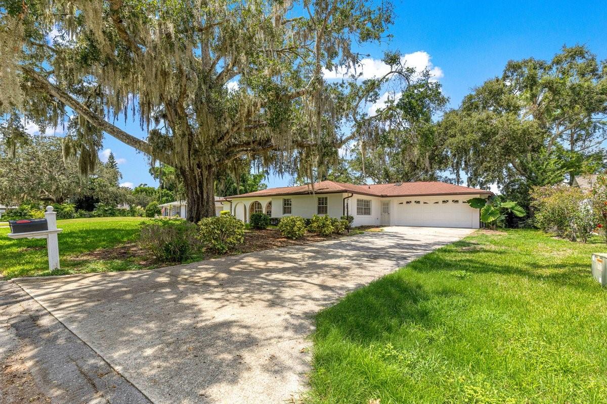 3052 PINE COVE PLACE