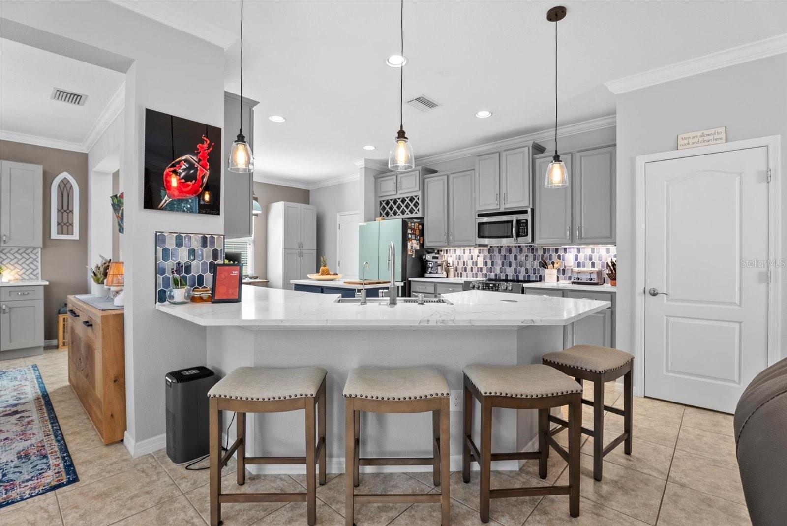 ASHTON POINTE - Residential