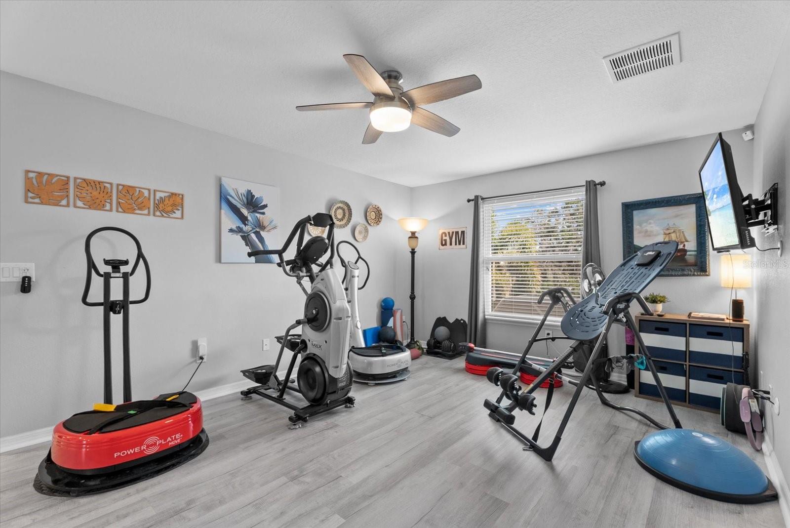 ASHTON POINTE - Residential