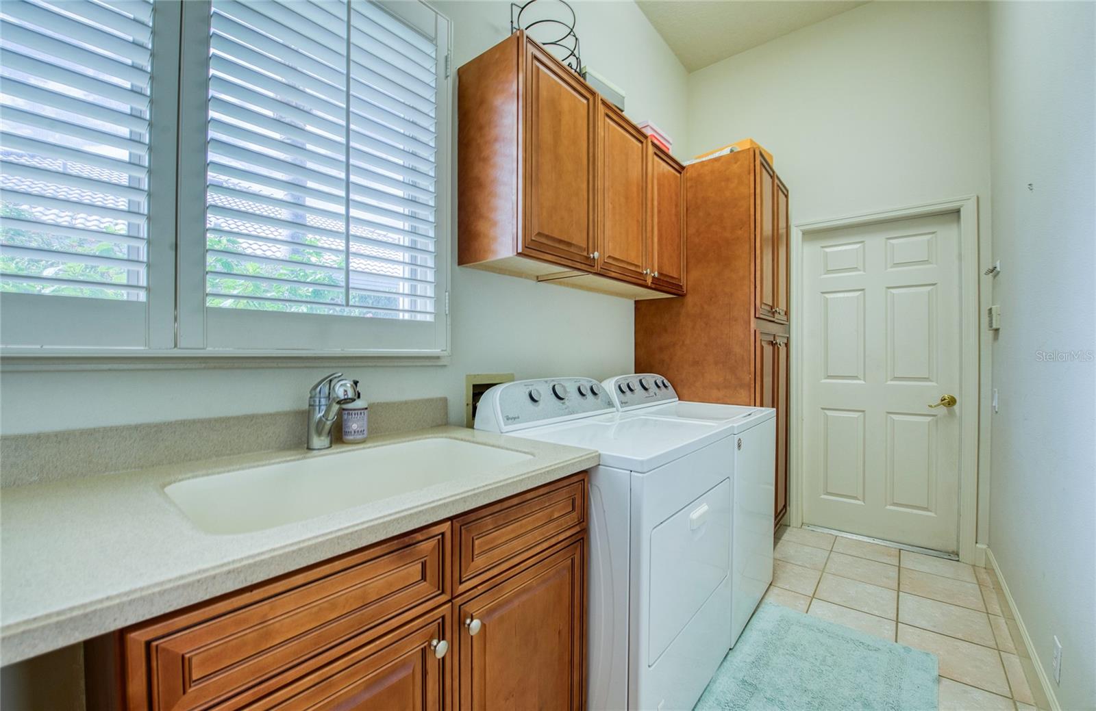 ROSEDALE 1 - Residential Lease