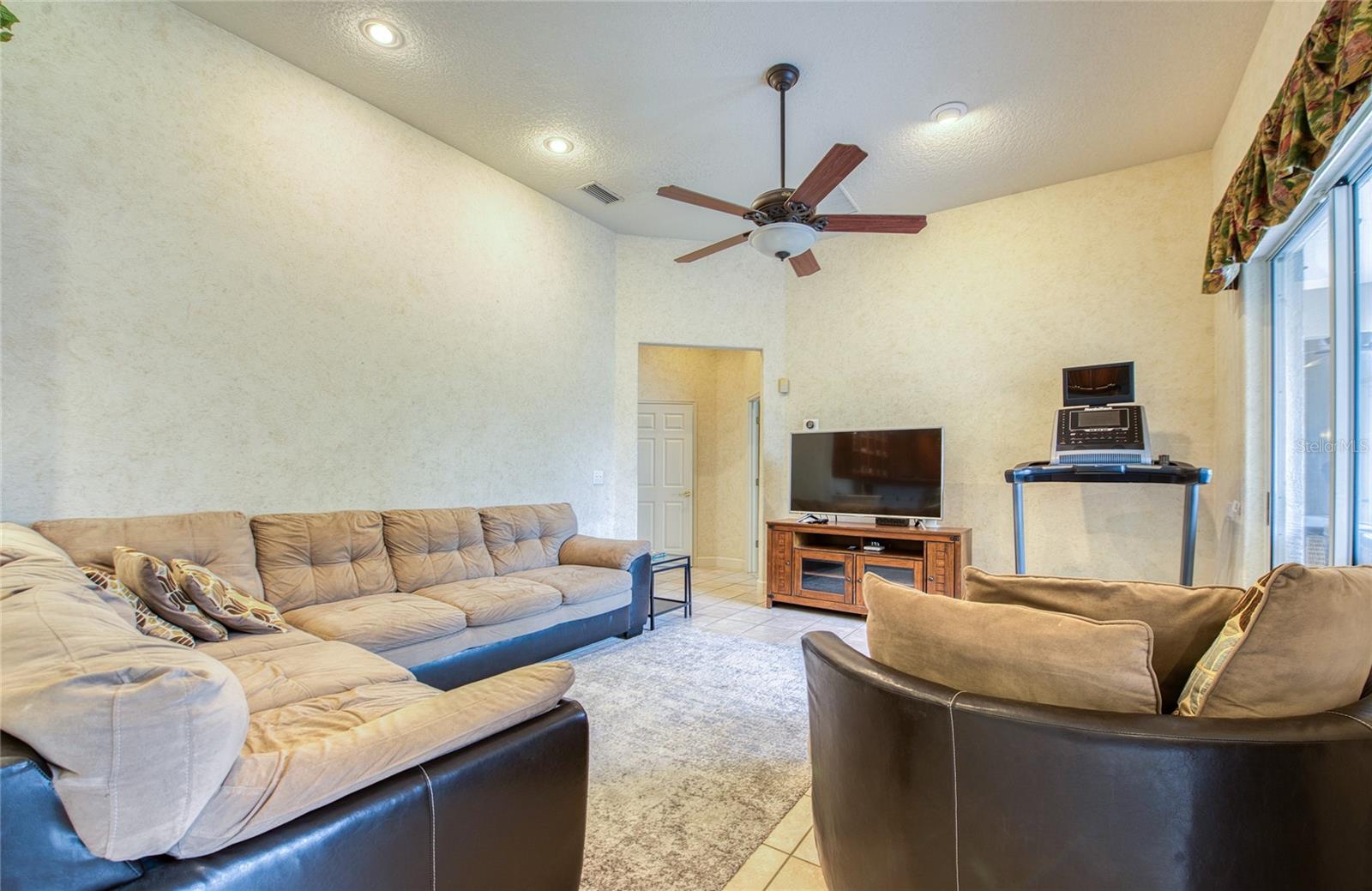 ROSEDALE 1 - Residential Lease
