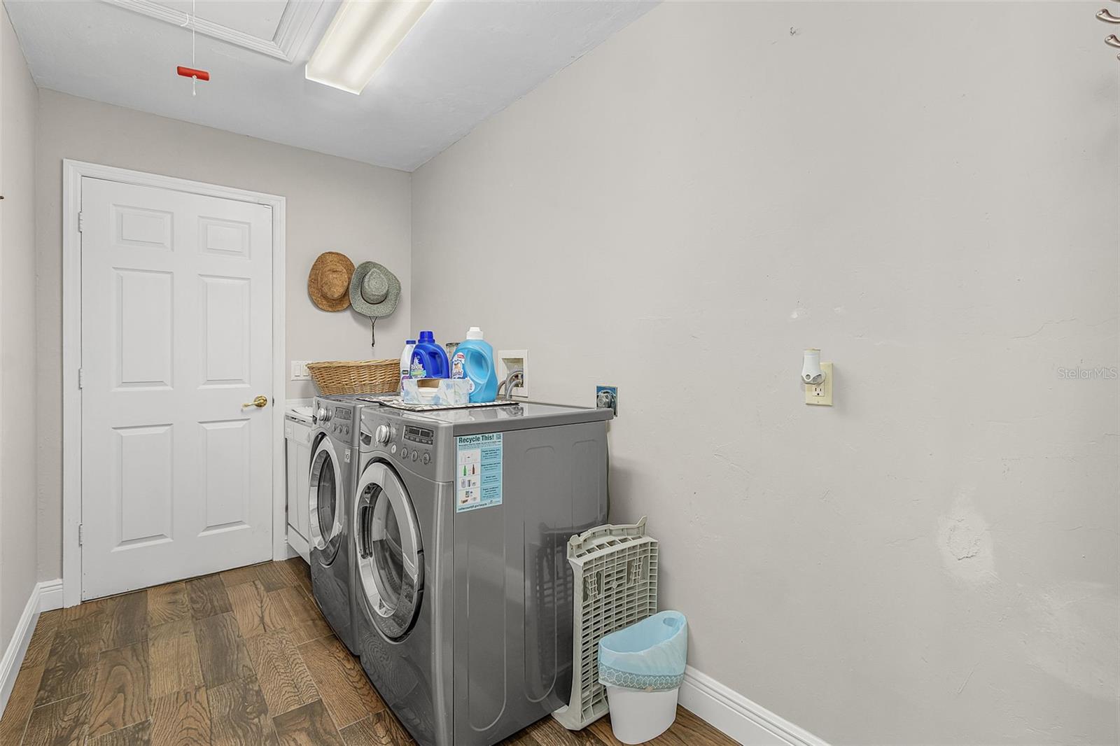 GOLDEN GATE ESTATE UNIT 70 - Residential