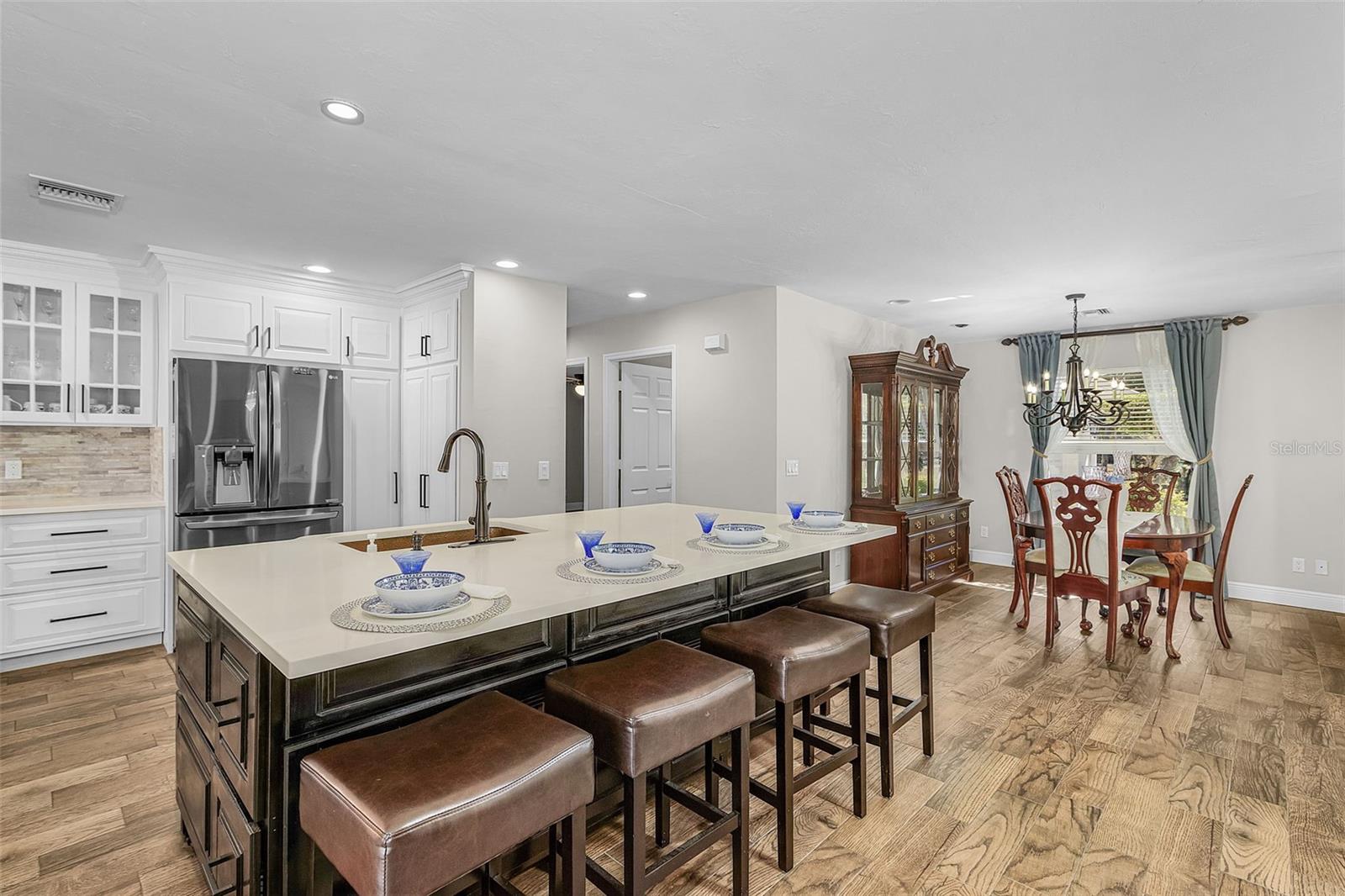 GOLDEN GATE ESTATE UNIT 70 - Residential