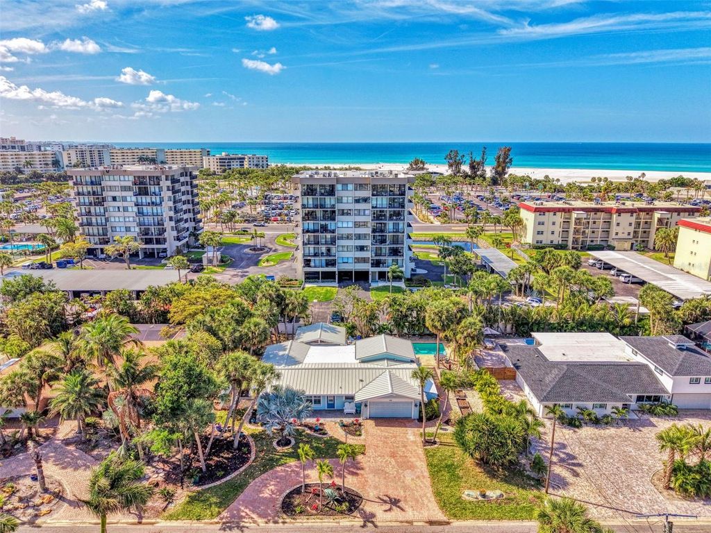 Photo of 5628 Cape Leyte Drive, Sarasota, FL 34242 (MLS # A4692170)