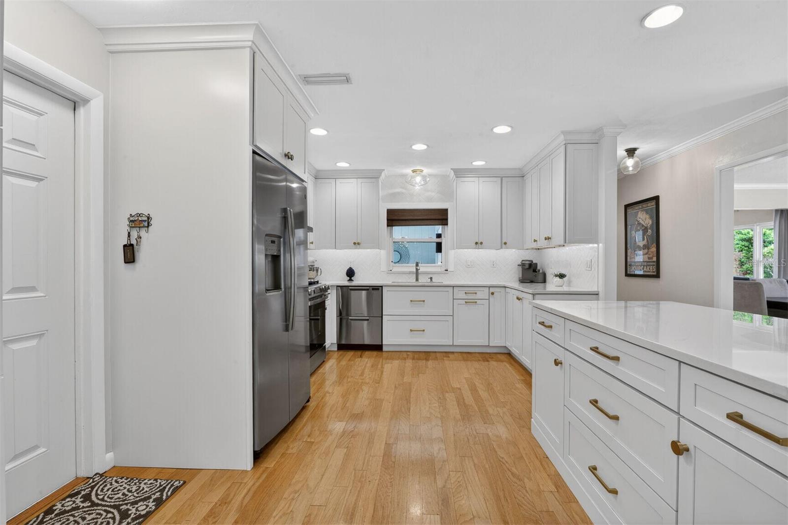 SUBURBAN HEIGHTS - Residential