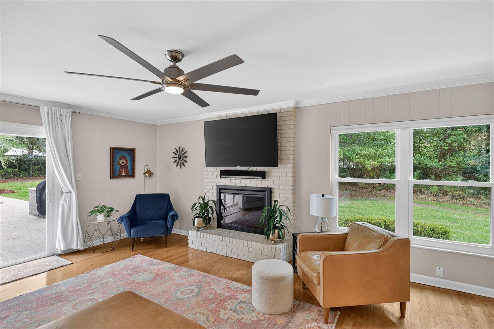 SUBURBAN HEIGHTS - Residential