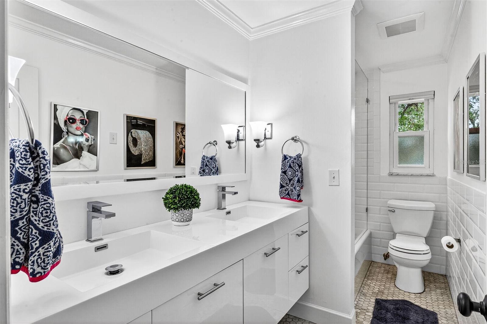 SUBURBAN HEIGHTS - Residential