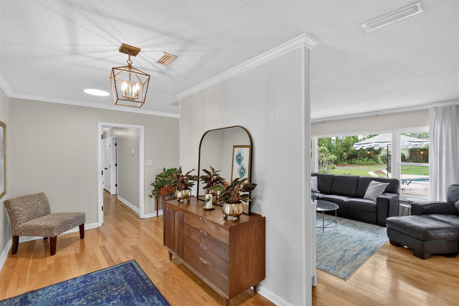 SUBURBAN HEIGHTS - Residential