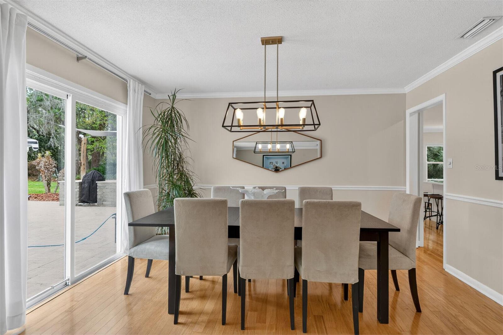 SUBURBAN HEIGHTS - Residential