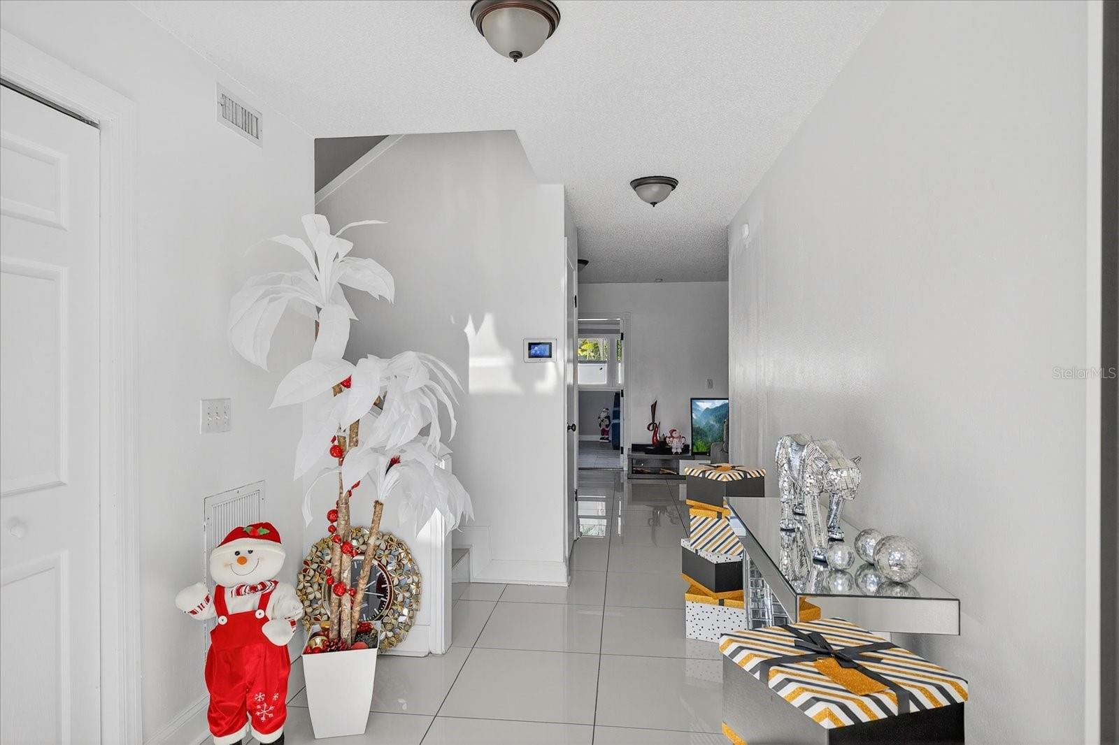 TOWN N COUNTRY - Residential