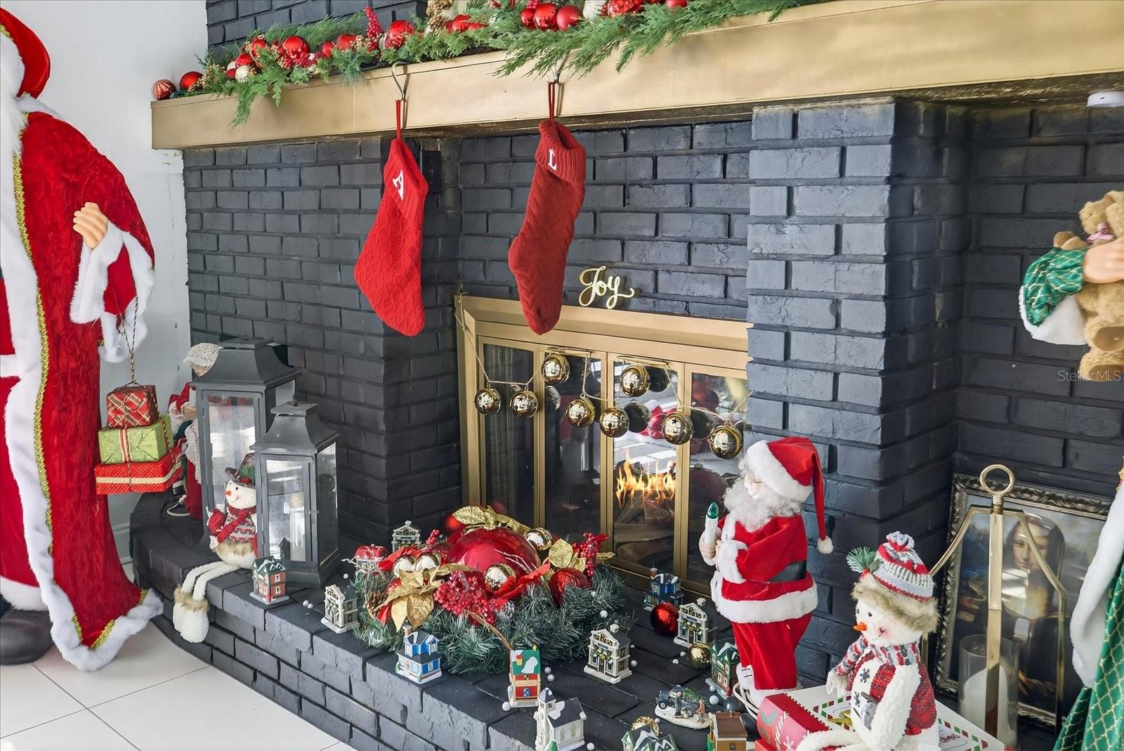 TOWN N COUNTRY - Residential