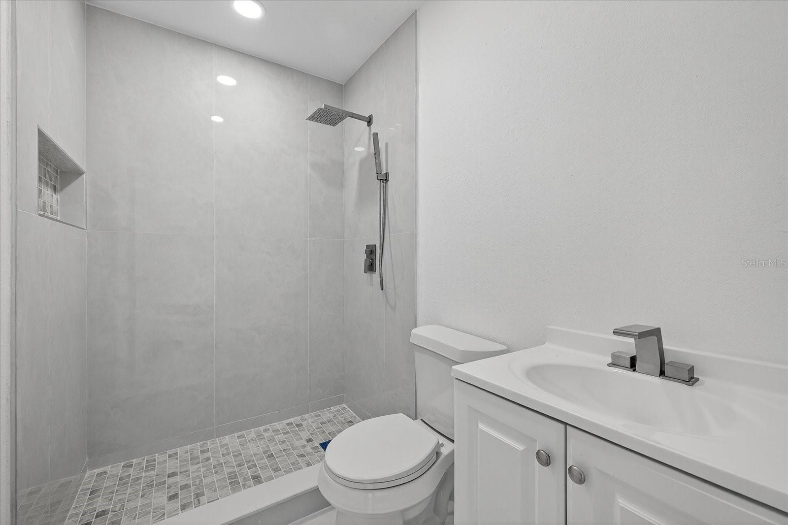 TOWN N COUNTRY - Residential