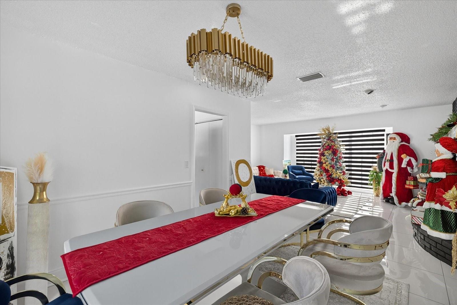 TOWN N COUNTRY - Residential